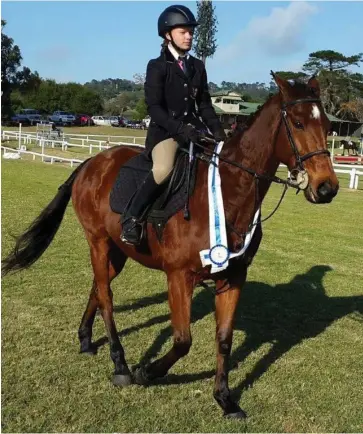  ?? Photo: Supplied ?? Melissa Amos of Victoria Girls High School competed in the Port Elizabeth Riding Club (PERC) Winter Show 2016 during the holidays. This was held at PERC from 23 to 26 June. Melissa and King's Highway placed second in the Working Hunter 90 cm class with...