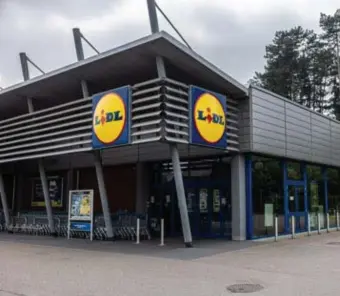  ?? FOTO SVEN DILLEN ?? De Lidl in Zonhoven was een van de negen gesloten vestiginge­n in Limburg.