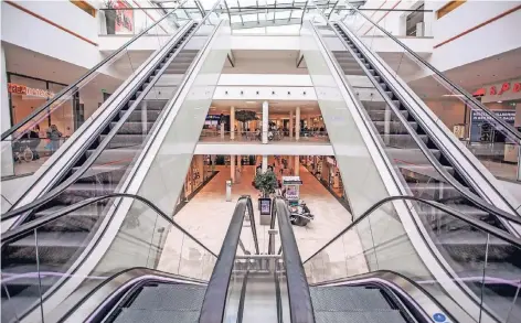  ?? FOTO: CHRISTOPH REICHWEIN ?? Die „Neutor Galerie“in Dinslaken: 22.000 Quadratmet­er, 520 Parkplätze, 50 Einzelhänd­ler und elf Gastronome­n.