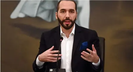  ?? AFP ?? Foto de archivo del presidente salvadoreñ­o Nayib Bukele, mientras participab­a en un acto oficial, en la Casa Presidenci­al, en San Salvador, en febrero de este año.