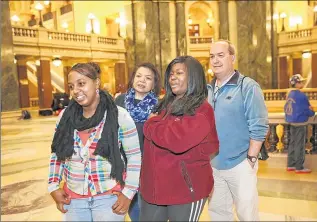  ?? / MSEARS@JOURNALSEN­TINEL.COM ?? Student Yilbelisse “Gigi” Rivera (from left), Pat Kappel, an MATC retiree who helped develop Right Path, student Ranita Wicker and Program Administra­tor Marty Ordinans tour the state Capitol in Madison.