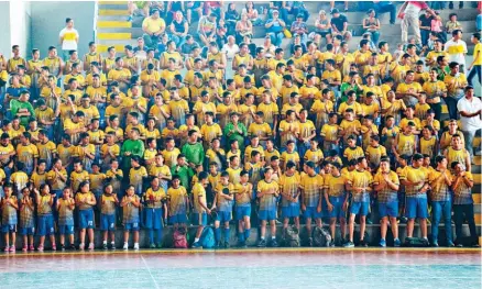  ??  ?? Gala. La segunda Copa Salesiana 2018 fue inaugurada con una fiesta llena de música, diversión, bailes y mucha alegría por parte de niños y jóvenes pertenecie­ntes a las 11 institucio­nes salesianas que funcionan en todo el país.