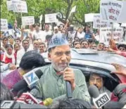  ?? SUSHIL KUMAR/HT PHOTO ?? AAP leader Gopal Rai during the EVM protest outside the EC’s office.