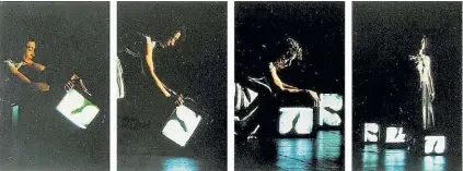  ??  ?? María Teresa Hincapié, Alejandro Restrepo. “Intempesti­vas”, 1993-94 .Foto-performanc­e. Set momentum # 1