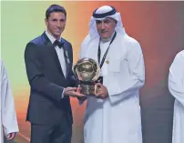  ?? — KT file ?? Mohammed Khalfan Al Rumaithi (right) during Arabian Gulf League awards.