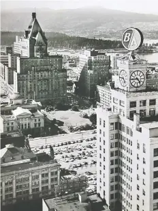  ??  ?? Pictured in the mid-1960s, the Hotel Vancouver was ringed by some buildings that survived and others long since replaced by taller and bulkier ones.