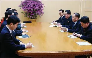  ?? AP ?? In this photo provided by South Korea Presidenti­al Blue House via Yonhap News Agency, Kim Yong Chol, vice chairman of North Korea’s ruling Workers’ Party Central Committee (second from right), talks with a South Korean delegation in Pyongyang, North...