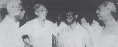  ??  ?? From Left PRESIDENT HOYTE, Mr. Peter D’Aguiar, Prime Minister Hamilton Green and Banks DIH Managing Director Clifford Reis enjoy a relaxed moment at the end of the AGM.