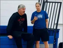  ?? Las Vegas Aces ?? Coaches Bill Laimbeer of the Aces and Cheryl Reeve of the Minnesota Lynx catch up on what’s new during a practice at the WNBA’S bubble, the IMG Academy in Bradenton, Fla.