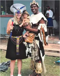  ??  ?? Lindsay, oldest son Nsizwa and Lindani Myeni at their traditiona­l Zulu wedding in 2018