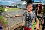  ?? DAVID UNWIN / FAIRFAX NZ ?? Cruiz Strickett’s dad gardened, painted and cleaned in a lastditch bid to keep his son’s school open.