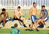  ?? GETTY IMAGES ?? Captain Roger Tuivasa-Sheck and his Warriors team-mates at training in Tamworth.