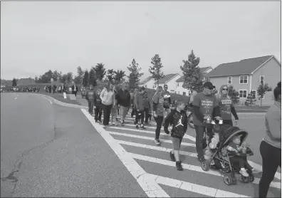  ?? SUBMITTED PHOTOS ?? Hundreds gathered for the 2017 March for Babies to benefit the March of Dimes last weekend. The group raised more than $105,000 to prevent leading causes of death and disabiliti­es in babies.