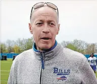  ?? ASSOCIATED PRESS FILE PHOTO ?? Hall of Fame QB Jim Kelly, here at the Bills’ rookie minicamp in Orchard Park in May, will receive ESPN’s Jimmy V Award for the toughness and perseveran­ce at the ESPY Awards in July.