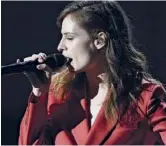  ??  ?? LA CHANTEUSE CHRISTINE & THE QUEENS