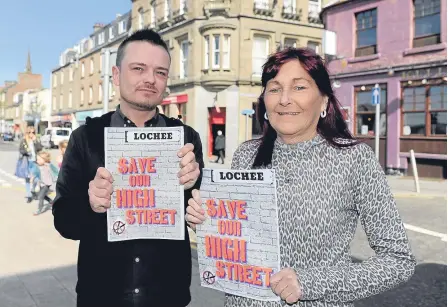  ??  ?? Myles McCallum and Jeanette Whitton of the Save Our High Street campaign.