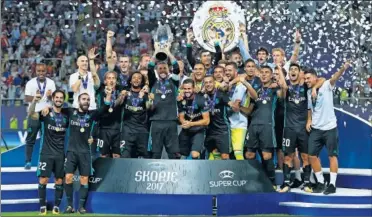  ??  ?? LA ÚLTIMA. El Madrid se alzó con la Supercopa de Europa de 2017 al ganar al Manchester United (2-1).