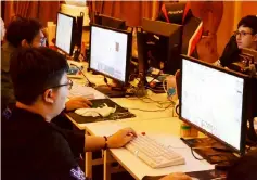  ??  ?? File photo of LGD Gaming players practising at the one of the team’s villas in Shanghai. Shanghai has also proposed to become the capital of eSports. — AFP photos