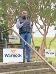 ?? Contribute­d ?? Rev. Raphael Warnock, a candidate for U.S. Senate, stopped by Floyd County last weekend to rally supporters in the area.