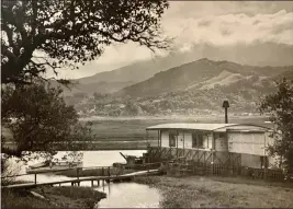  ?? COURTESY OF MARIN HISTORY MUSEUM ?? The history of Bay Area residents living on arks began in the 1880s and flourished for many decades.