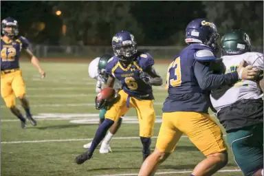  ?? Photo courtesy John Bogna/COC Sports Informatio­n ?? College of the Canyons’ Marquise Brown (6) caught 50 passes for 754 yards this season as a Cougar. He will begin classes at the University of Oklahoma in January.