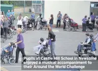  ??  ?? Pupils at Castle Hill School in Newsome enjoyed a musical accompanim­ent to their Around the World Challenge