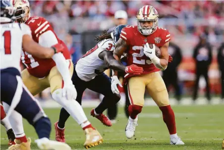  ?? Scott Strazzante / The Chronicle ?? Elijah Mitchell set a 49ers franchise rookie mark for rushing yards (963) and was second among NFL rookies in that category.