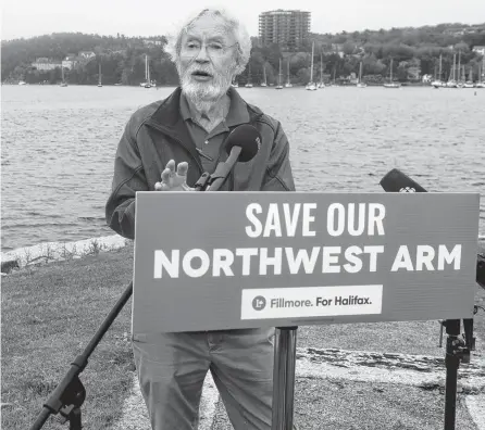  ?? RYAN TAPLIN • THE CHRONICLE HERALD ?? Allan Shaw speaks at a news conference about infilling the Northwest Arm on Friday.