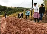  ?? Anderson Coelho ?? Simbólico; não literal; expresso de modo representa­tivo Londrina possui oito distritos rurais: Espírito Santo, Guaravera, Irerê, Lerroville, Maravilha, Paiquerê, São Luiz e Warta