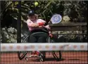  ?? ?? Une catégorie était dédiée aux joueurs de padel en fauteuil .