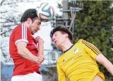  ?? Foto: Andreas Lenuweit ?? Der FSV Dirlewang (links) hofft im Derby gegen den TSV Kammlach auf den ersten Saisonsieg.