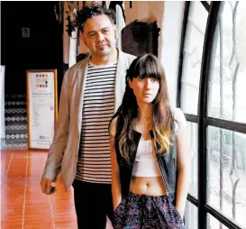  ??  ?? Rangel y Priscila González, vocalista de Quiero Club.