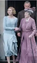  ??  ?? Period drama: Laura Carmichael and Dame Maggie Smith