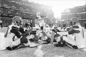  ?? GETTY IMAGES FILE PHOTO ?? Jarvis Landry (80) of the Browns celebrates his touchdown with teammates during the second quarter against the Carolina Panthers on Sunday in Cleveland.