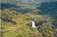  ?? Foto: dpa ?? Ein Wasserfall im Regenwald Brasilien. von