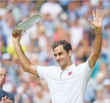  ?? | GETTY IMAGES ?? Su majestad perdió la gran final de Wimbledon ante Novak Djokovic en un partido muy emotivo.