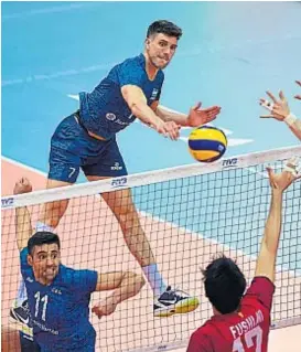  ?? (PRENSA FIVB) ?? Figura. Conte sumó 33 puntos ayer, 12 de ellos en el tercer set.