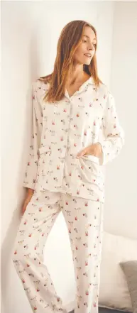  ?? NEST DESIGNS ?? Cosy two-piece pyjamas featuring quirky designs will be
a hit with most moms on Mother's Day.