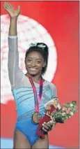  ??  ?? Simone Biles, con su oro.