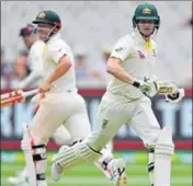  ?? AFP ?? Australia skipper Steve Smith (R) and David Warner (L) negated the early damage on Friday.