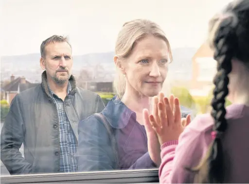  ??  ?? From left, Christophe­r Eccleston as Greg, Paula Malcomson as Marie and Darcey McNeeley as Molly