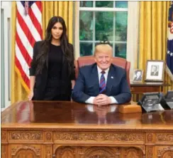  ?? FOTO: AP ?? Kim Kardashian fik åbenbart overtalt Trump til at løslade den ’stofsaelge­nde bedstemor’.