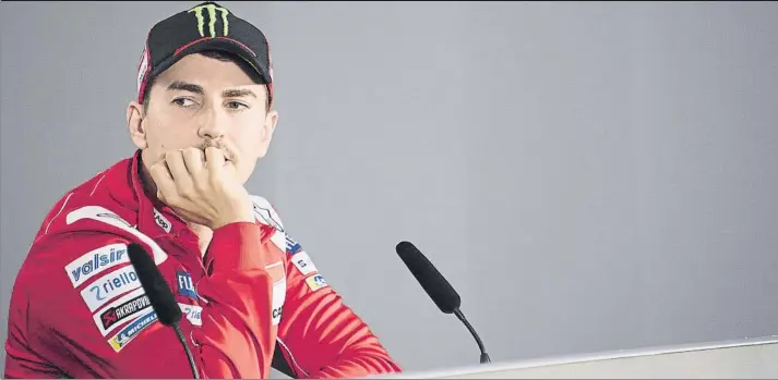  ?? FOTO: GETTY ?? Dicen que una imagen vale más que mil palabras lo que sin duda se puede aplicar en esta foto al mallorquín Jorge Lorenzo, quien no se mordió la lengua en la rueda de prensa previa al GP de España en Jerez