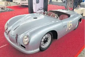  ??  ?? Más del museo. Un Porsche 356 Sauter Roadster, de 1951.