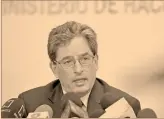  ?? Foto: reuters ?? Alberto Carrasquil­la fue nombrado ministro de Hacienda por el presidente de Colombia, Iván Duque, quien tomó posesión el pasado 7 de agosto.
