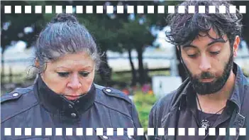  ??  ?? “La madre, el hijo y la abuela” Es una película chilena dirigida por Benjamín Brunet. Fue realizada en Chaitén.