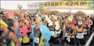  ?? PICTURE: SHAN PILLAY ?? The runners started in chilly conditions in Pietermari­tzburg, although the temperatur­e would reach the 30s in the Midlands yesterday.