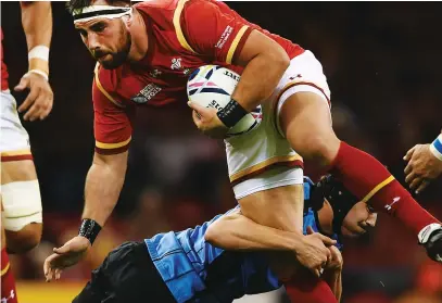  ??  ?? On internatio­nal duty: Scott Baldwin playing for Wales. Inset below, in his new Quins kit