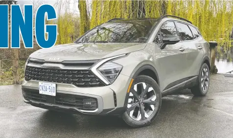  ?? STEPHANIE WALLCRAFT ?? The 2023 Kia Sportage has a 8.5 cm longer wheelbase, significan­tly improving interior space and creating more cargo space.