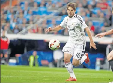  ??  ?? PASO FUGAZ. El brasileño Lucas Silva disputó ocho partidos oficiales con la camiseta del Real Madrid.